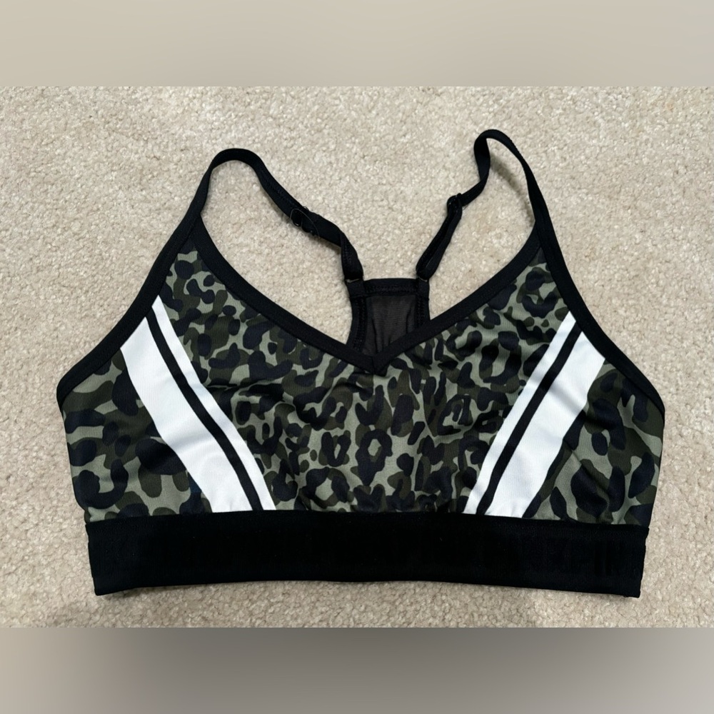VS- PINK sports bra